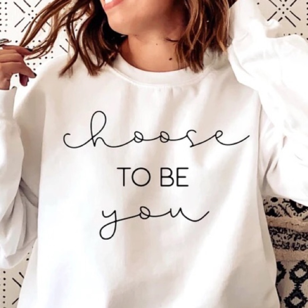 Cute 🥰 Women's crewneck